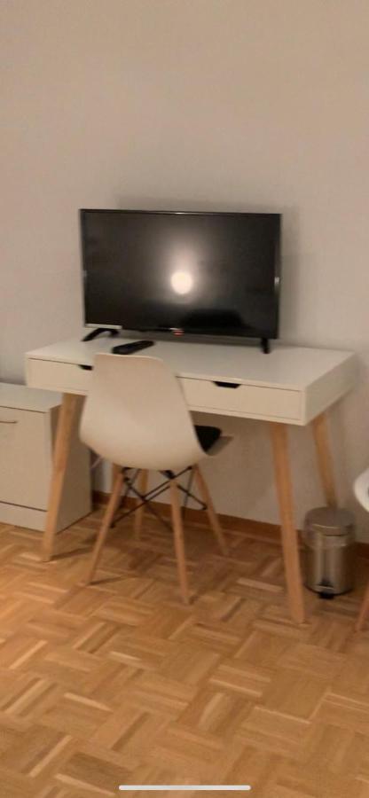 Aschaffapartment 4 Schlafzimmer Bis 10 Personen Bei Aschaffenburg Mainaschaff Eksteriør billede