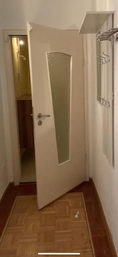 Aschaffapartment 4 Schlafzimmer Bis 10 Personen Bei Aschaffenburg Mainaschaff Eksteriør billede