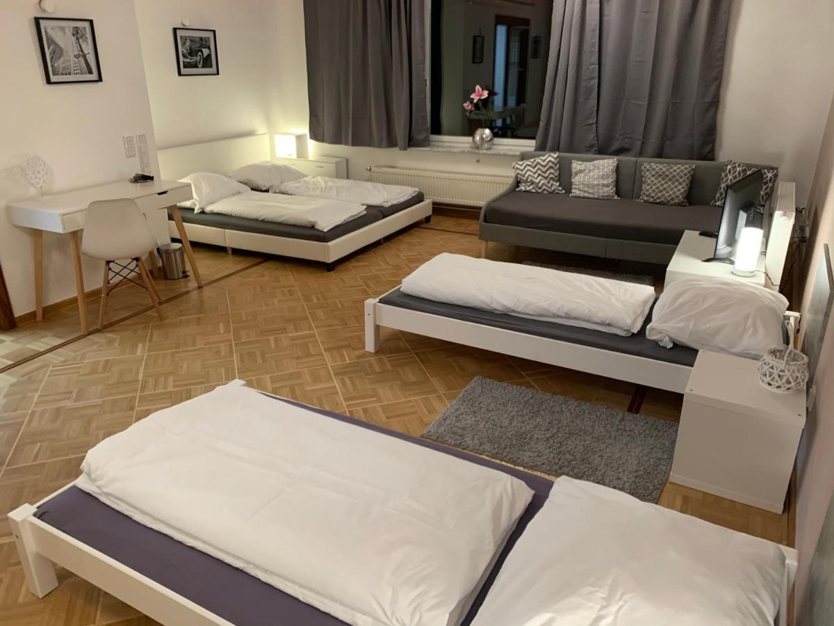 Aschaffapartment 4 Schlafzimmer Bis 10 Personen Bei Aschaffenburg Mainaschaff Eksteriør billede