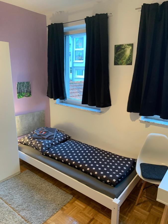 Aschaffapartment 4 Schlafzimmer Bis 10 Personen Bei Aschaffenburg Mainaschaff Eksteriør billede